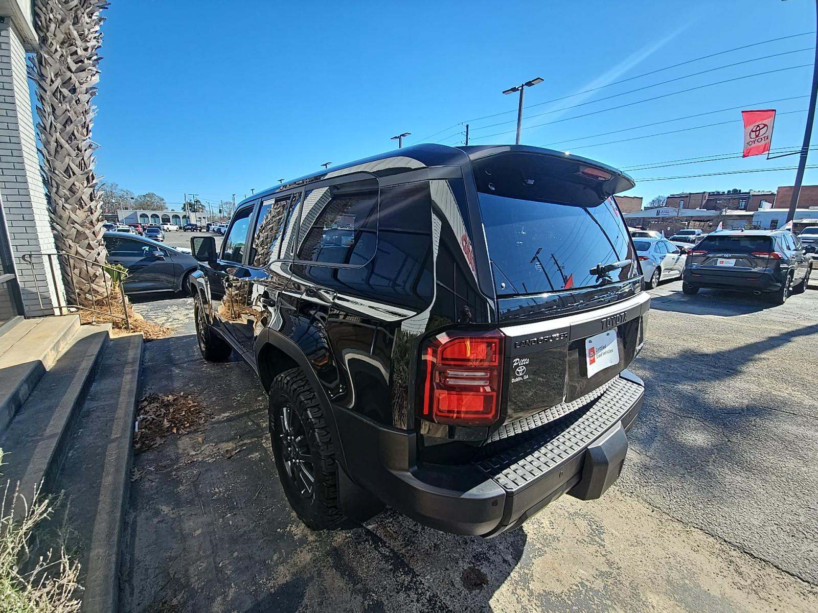 Toyota Land Cruiser 2025 — photo 2