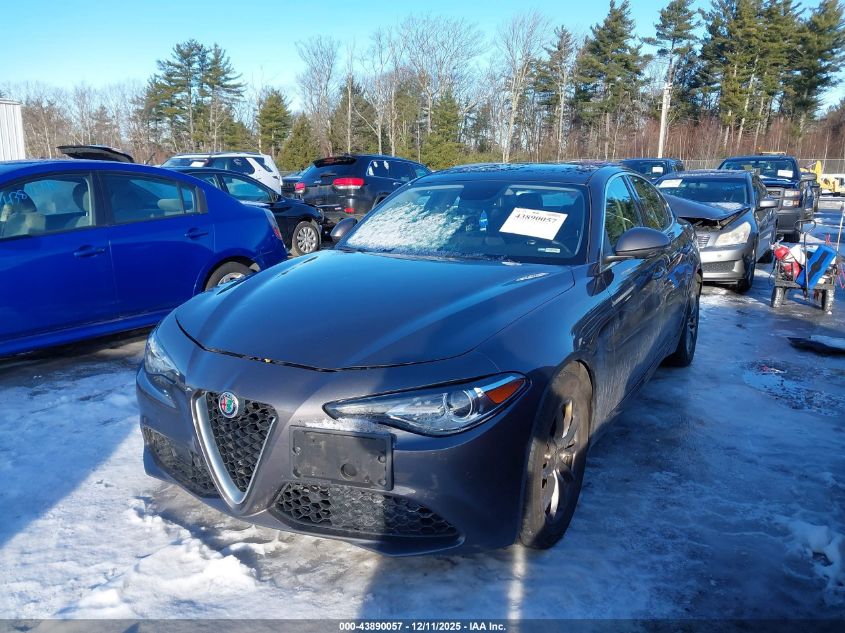 Alfa Romeo Giulia 2019 — photo 2