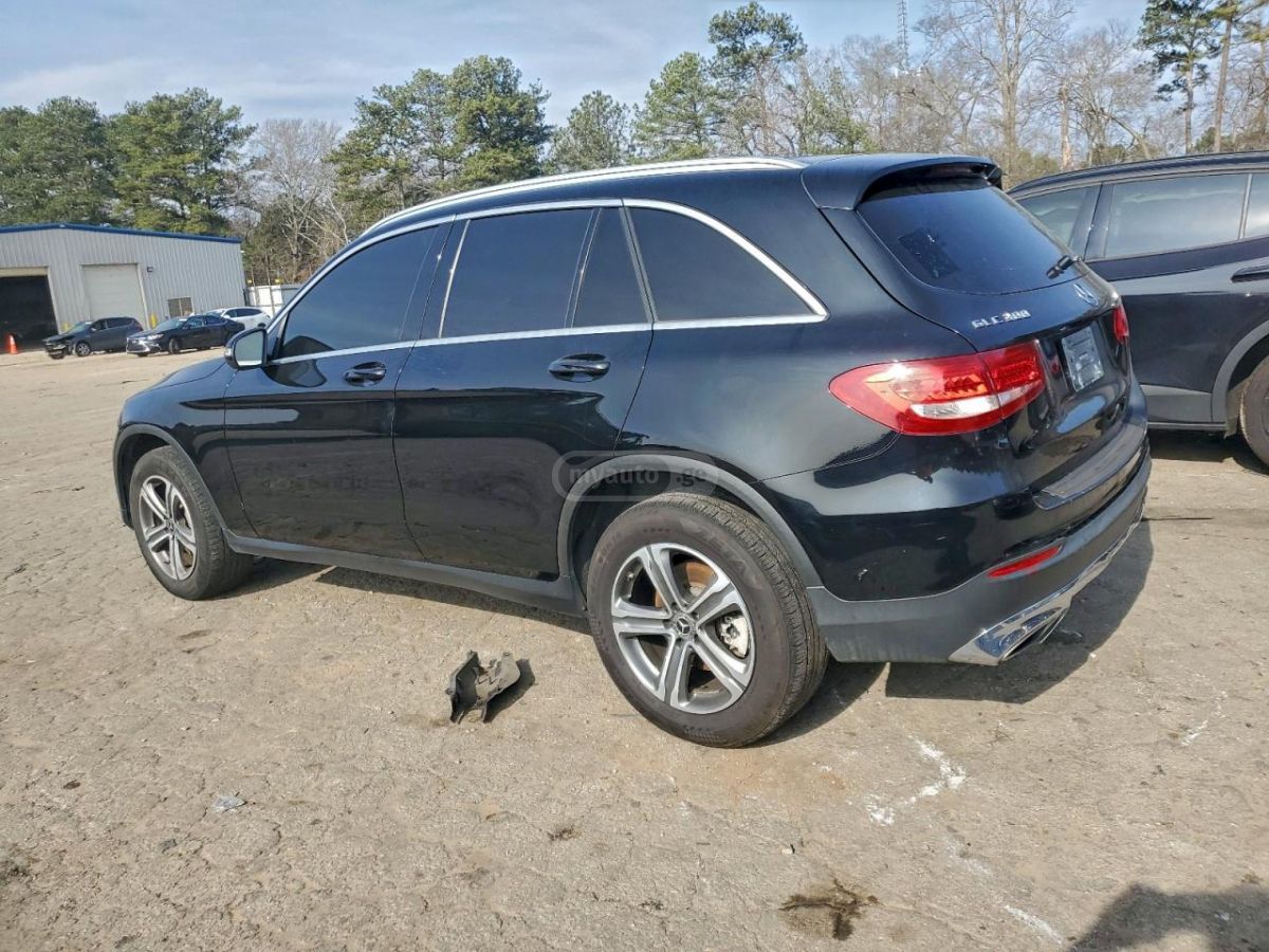 Mercedes-Benz GLC 300 2019 — photo 2