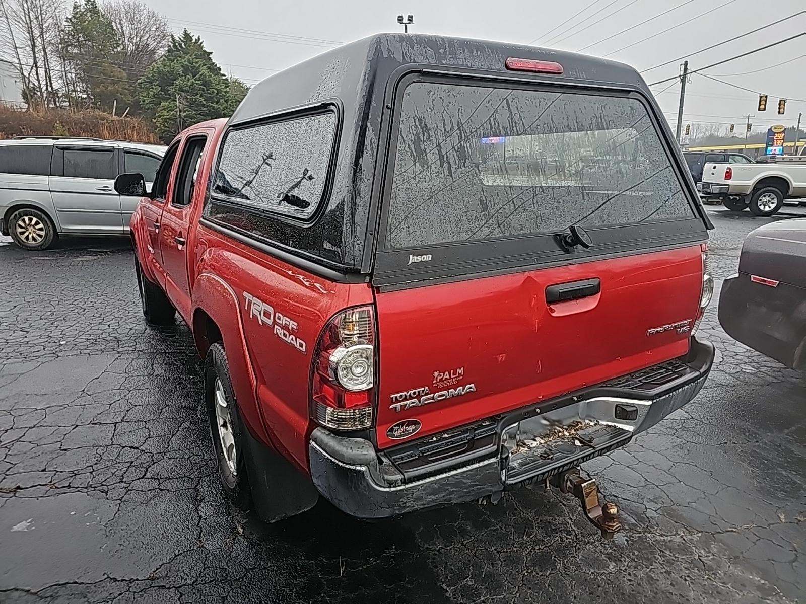 Toyota Tacoma 2014 — photo 2