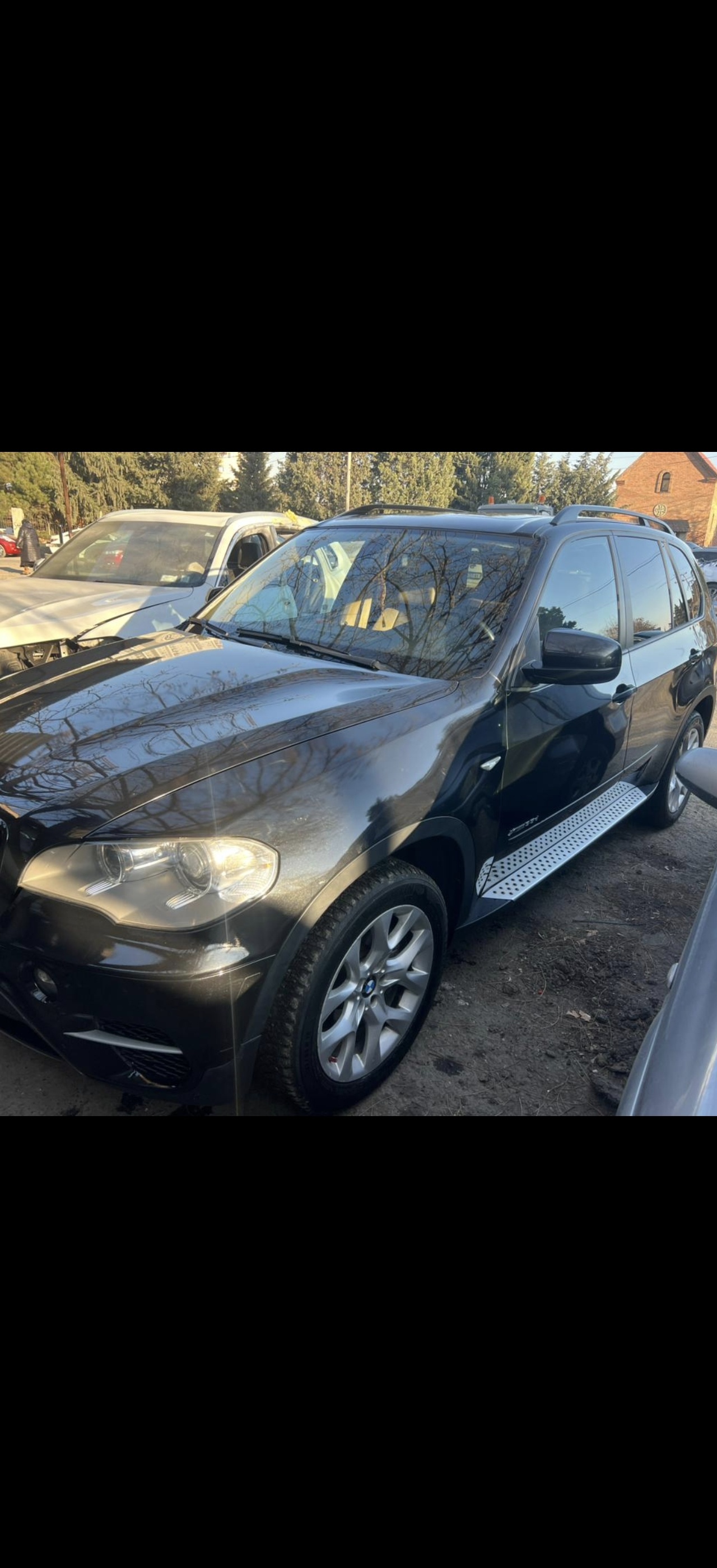 BMW X5 2012 — photo 2
