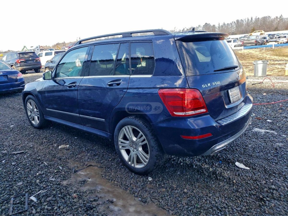 Mercedes-Benz GLK 350 2015 — photo 2