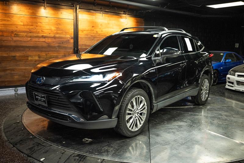 Toyota Venza 2021 — photo 2