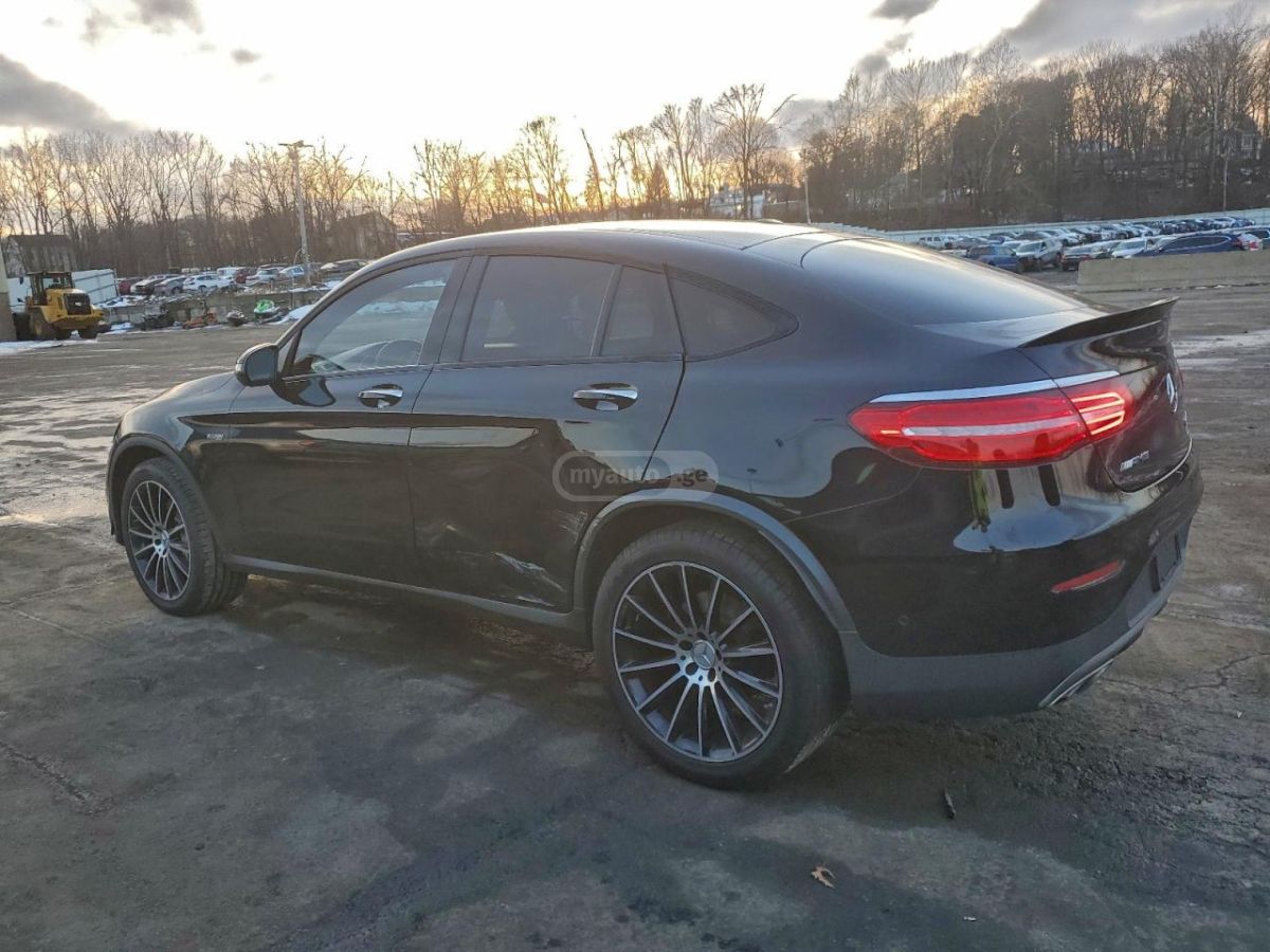 Mercedes-Benz GLC 300 2018 — photo 2