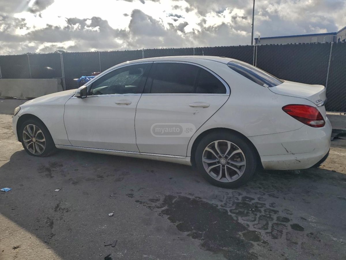 Mercedes-Benz C 30 AMG 2016 — photo 2