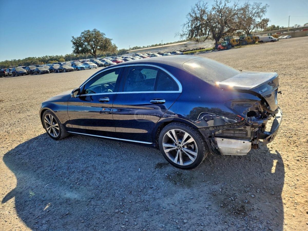 Mercedes-Benz C 30 AMG 2018 — photo 2