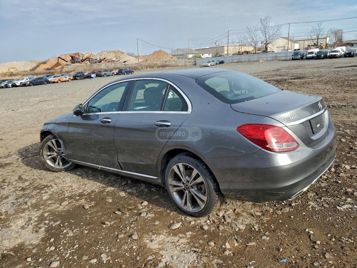 Mercedes-Benz C 30 AMG 2018 — photo 2