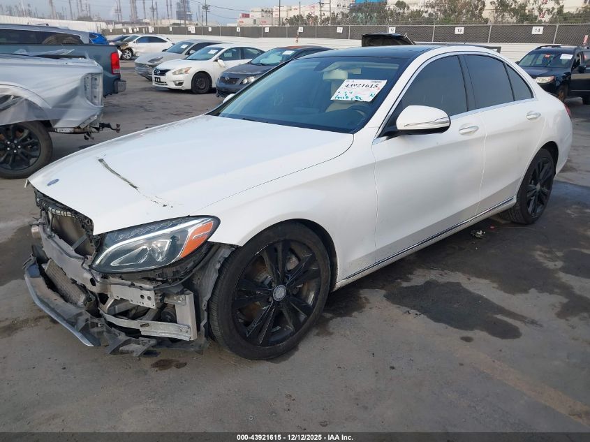 Mercedes-Benz C 300 2015 — photo 2