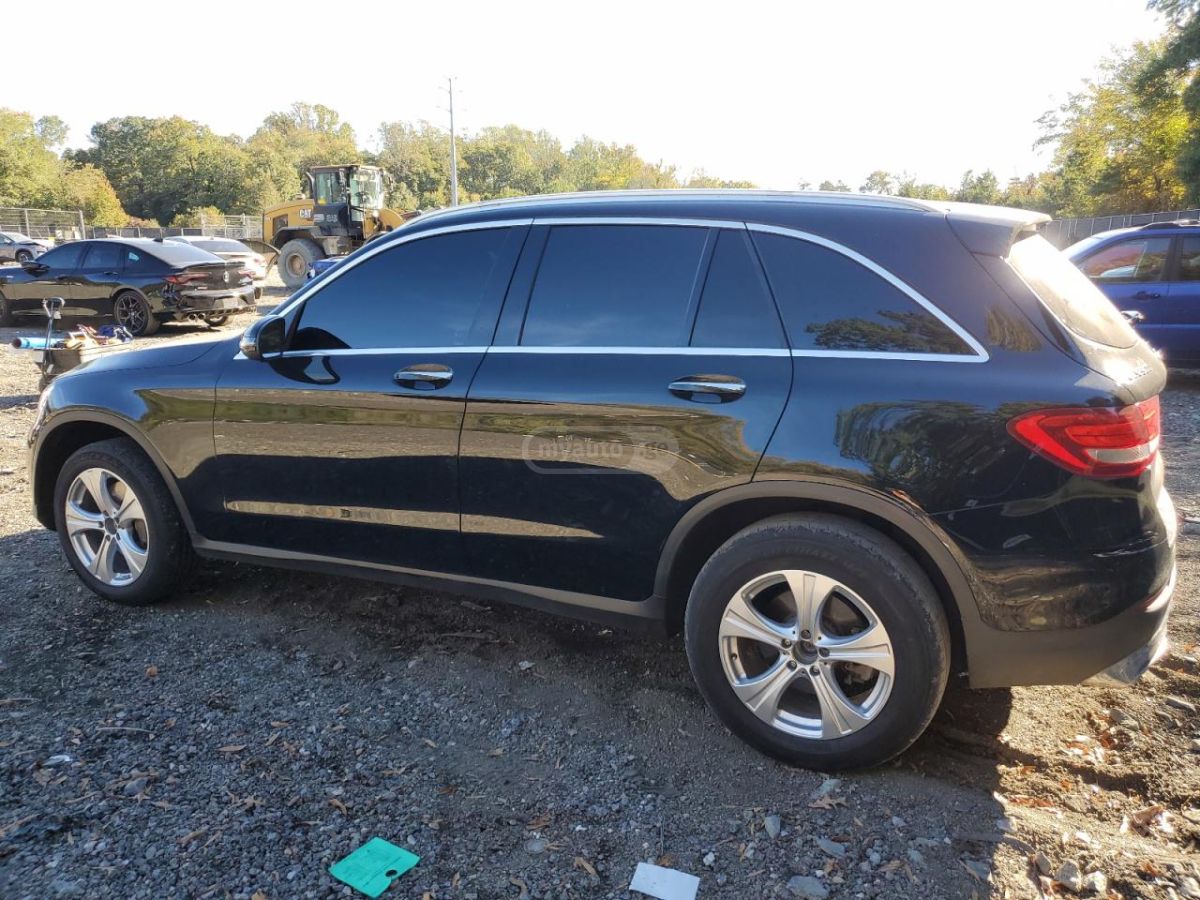 Mercedes-Benz GLC 300 2018 — photo 2