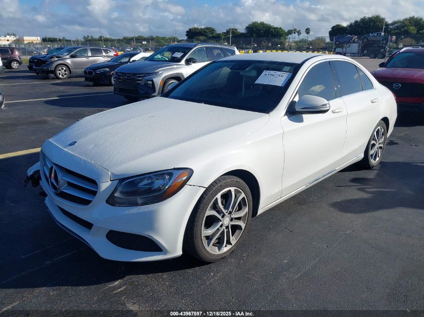 Mercedes-Benz C 300 2016 — photo 2