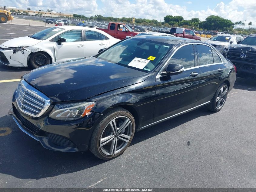 Mercedes-Benz C 300 2015 — photo 2