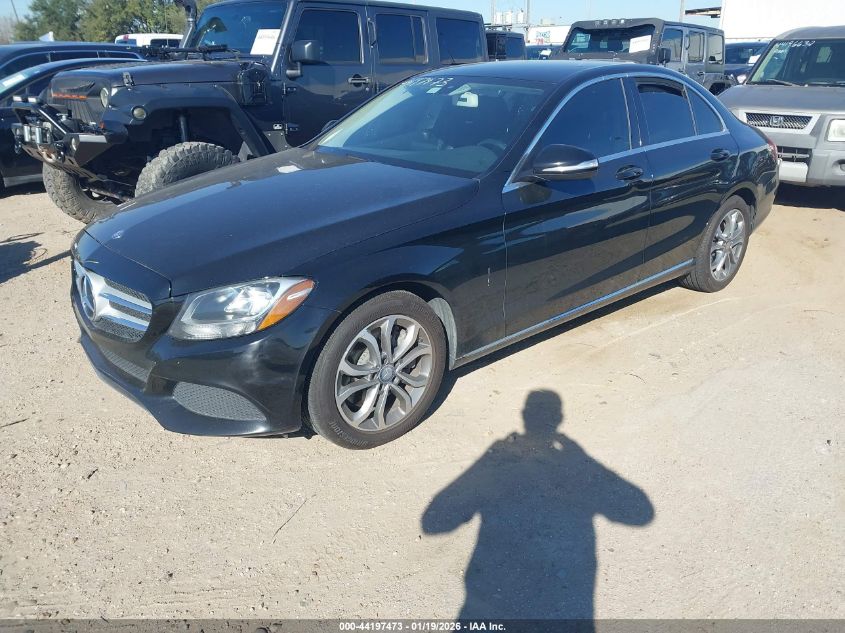 Mercedes-Benz C 300 2015 — photo 2