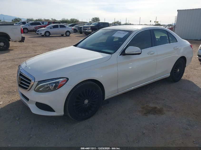 Mercedes-Benz C 300 2015 — photo 2