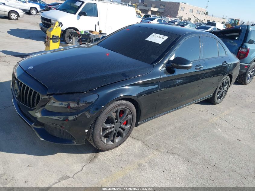Mercedes-Benz C 300 2016 — photo 2