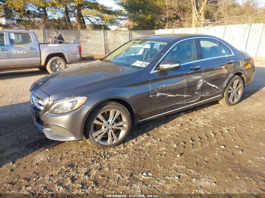 Mercedes-Benz C 300 2015 — photo 2
