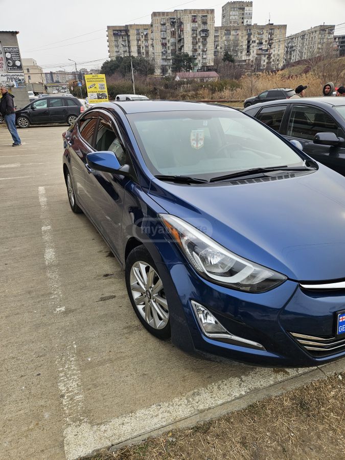 Hyundai Elantra 2015 — photo 2