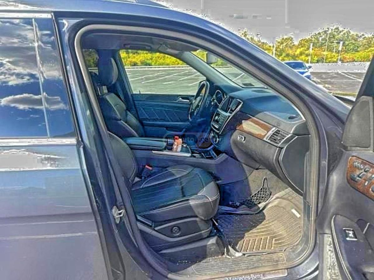 Mercedes-Benz GL 450 2015 — photo 2