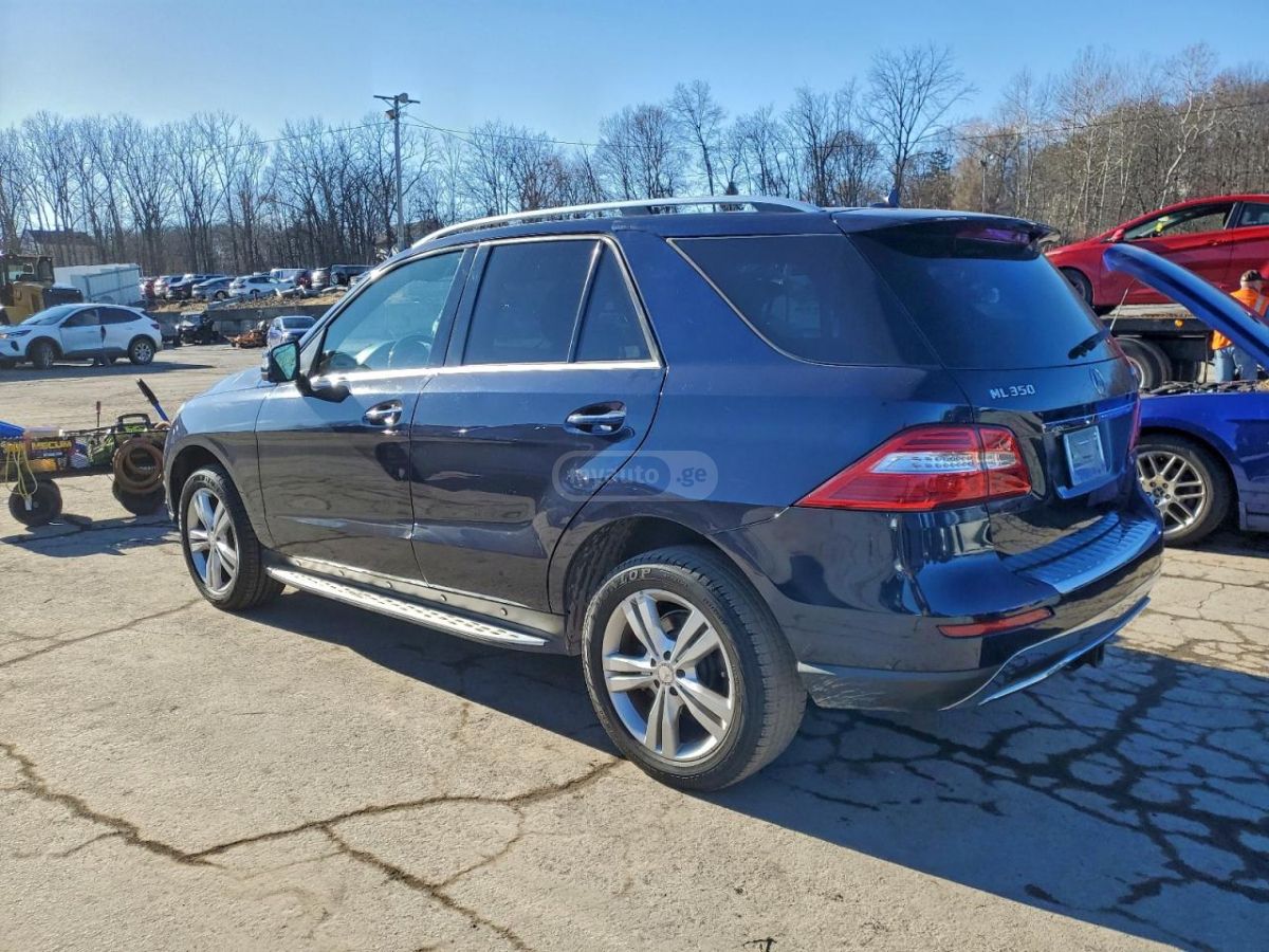 Mercedes-Benz ML 350 2015 — photo 2