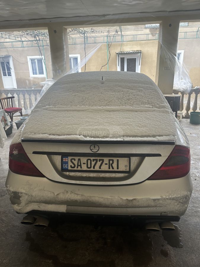 Mercedes-Benz CLS 500 2004 — photo 2