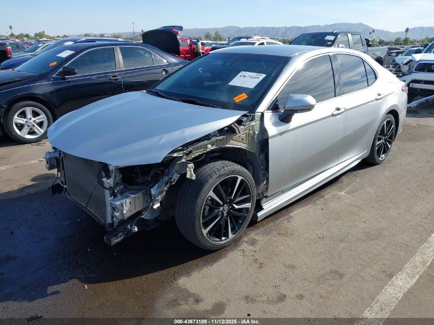 Toyota Camry 2018 — photo 2
