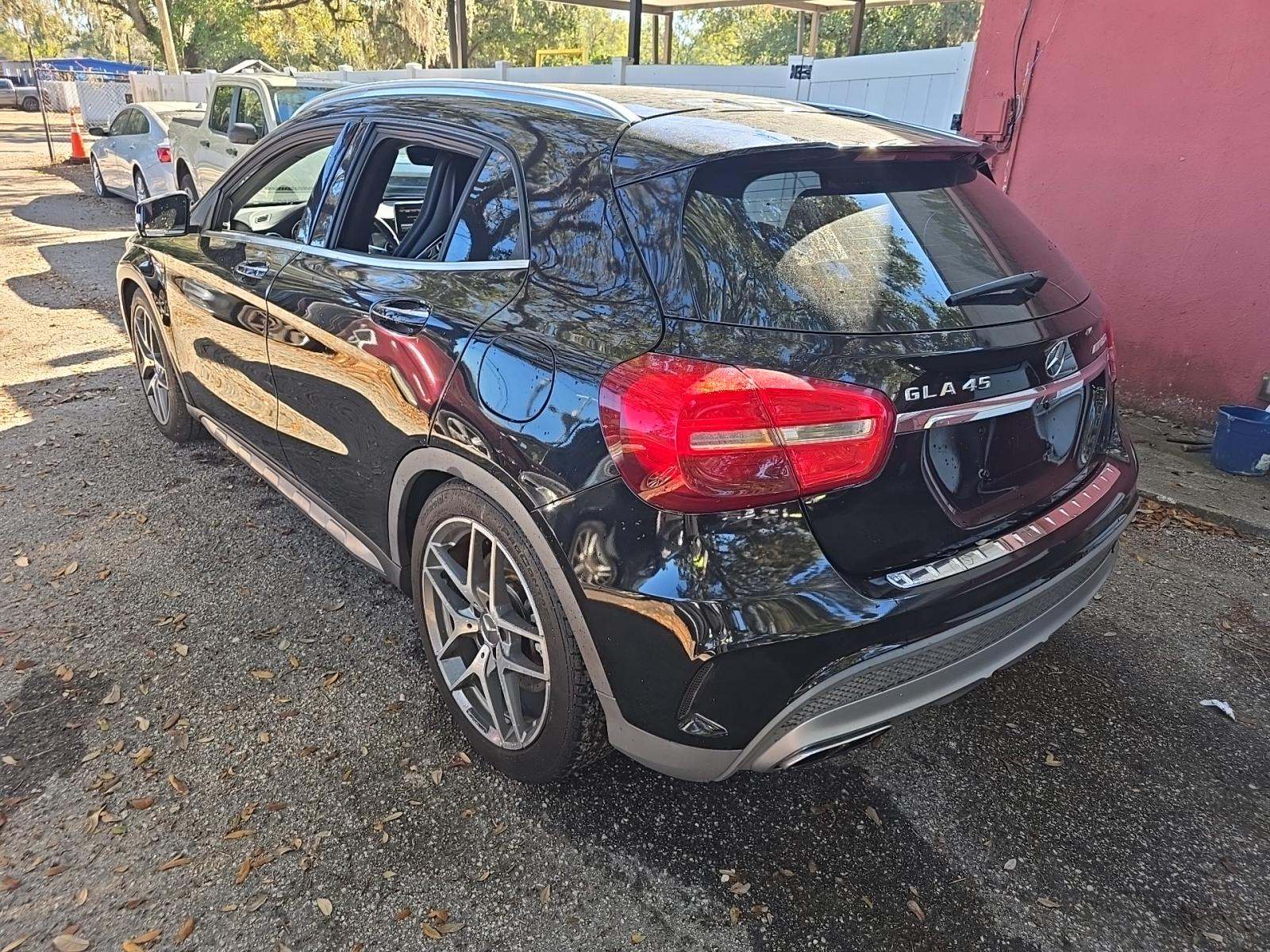 Mercedes-Benz GLA 45 AMG 2015 — photo 2