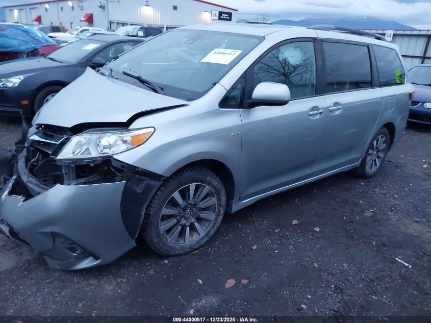 Toyota Sienna 2019 — photo 2