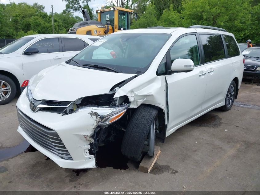 Toyota Sienna 2019 — photo 2