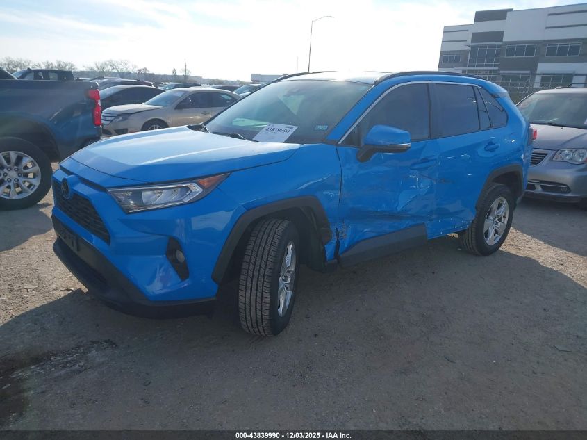 Toyota RAV 4 2021 — photo 2