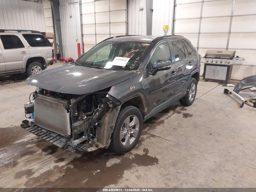Toyota RAV 4 2022 — photo 2