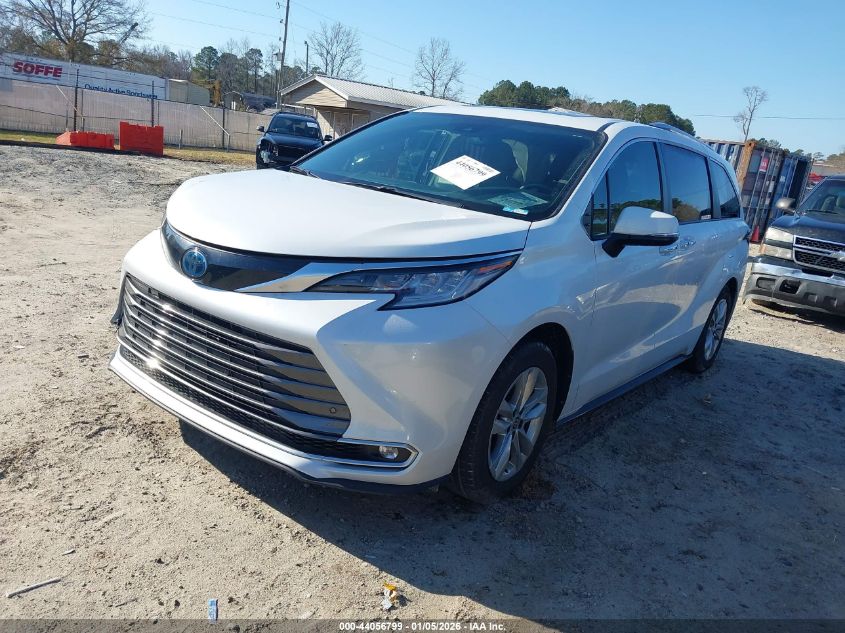 Toyota Sienna 2022 — photo 2