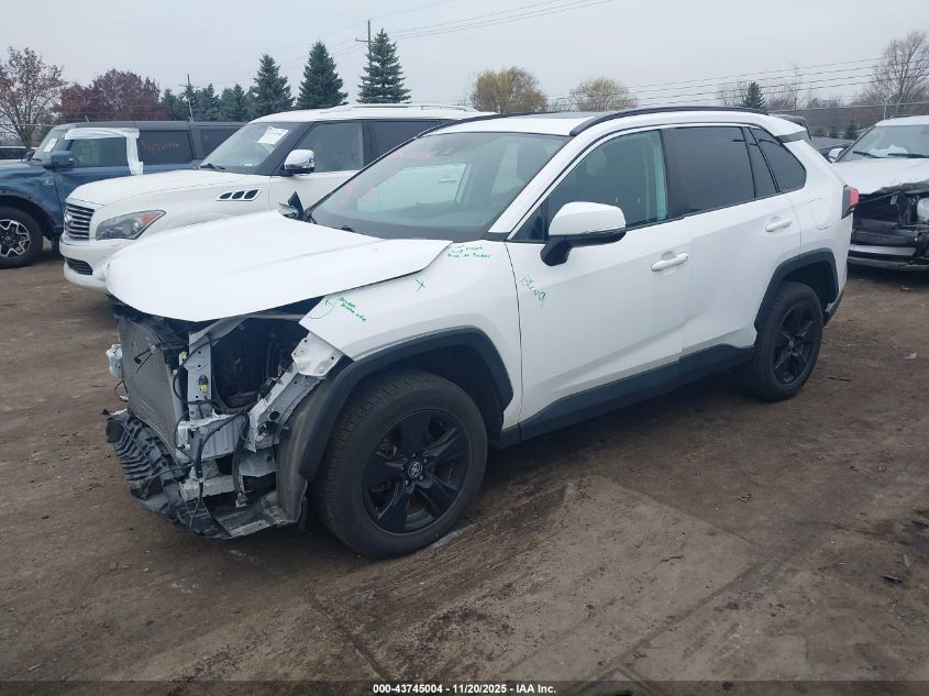 Toyota RAV 4 2021 — photo 2