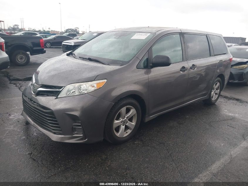 Toyota Sienna 2020 — photo 2