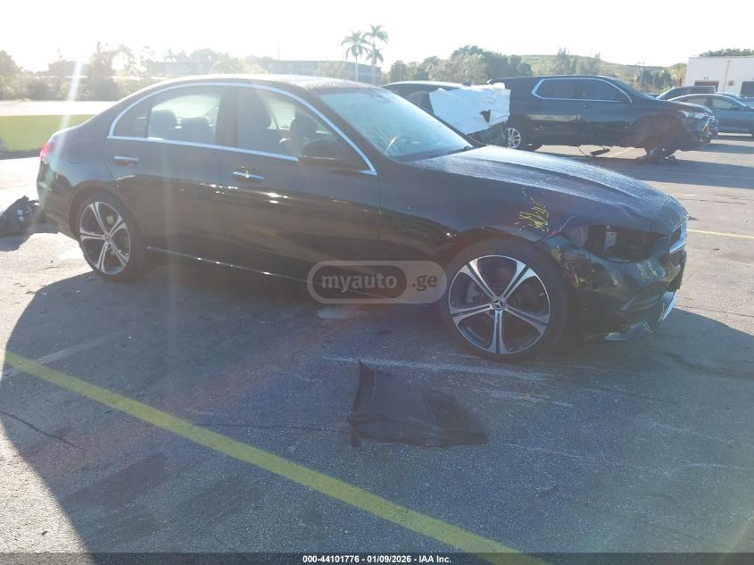 Mercedes-Benz C 300 2025 — photo 2