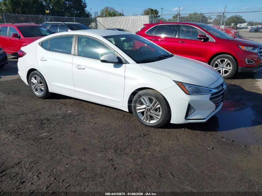 Hyundai Elantra 2019 — photo 2