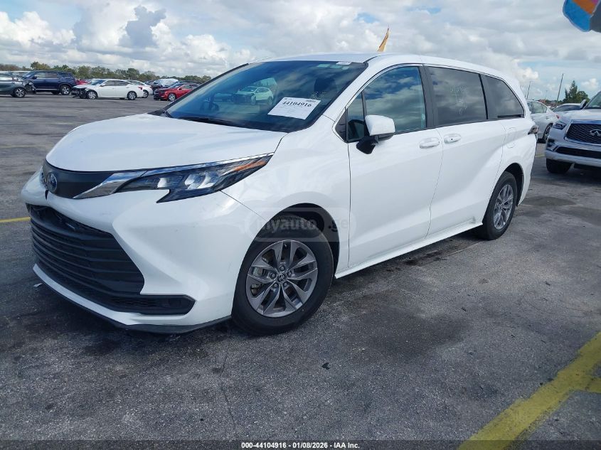 Toyota Sienna