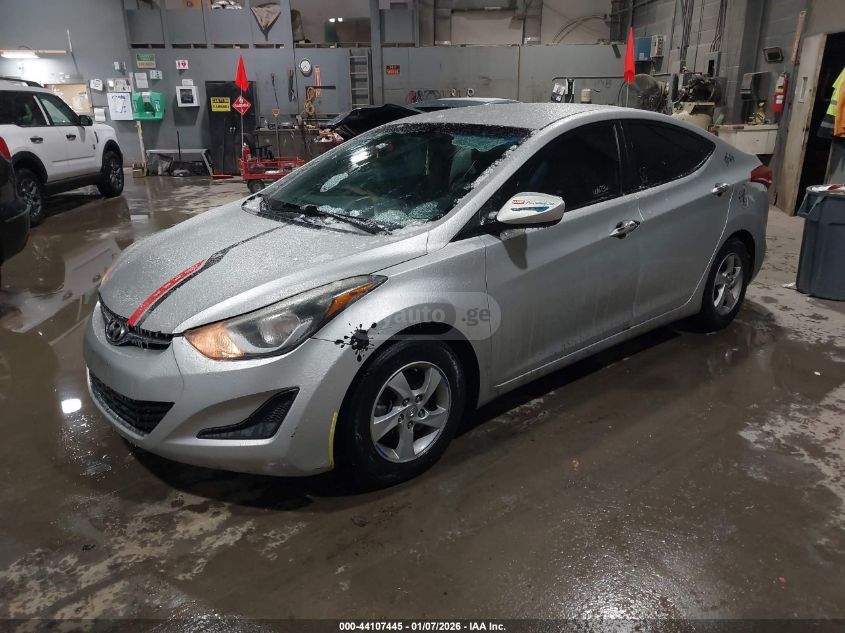 Hyundai Elantra 2015 — photo 2