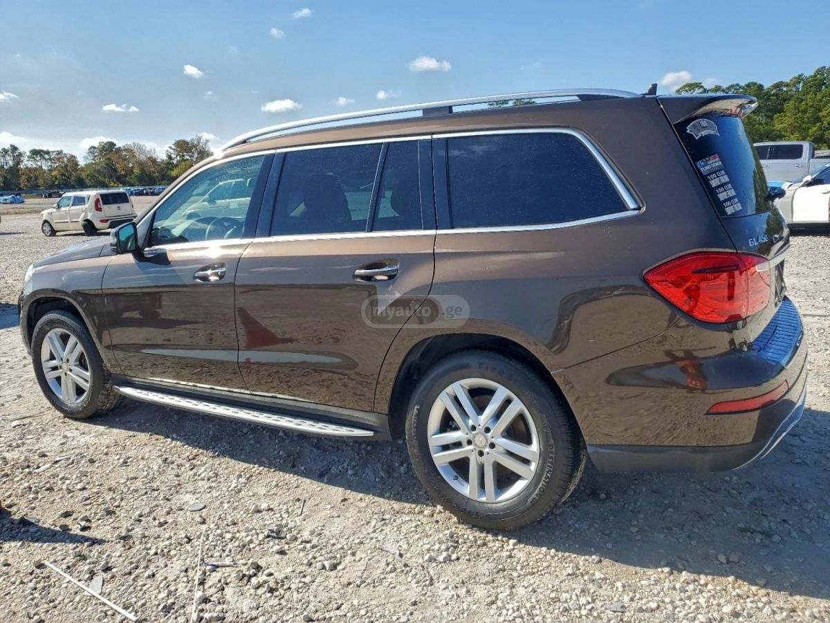 Mercedes-Benz GL 450 2016 — photo 2