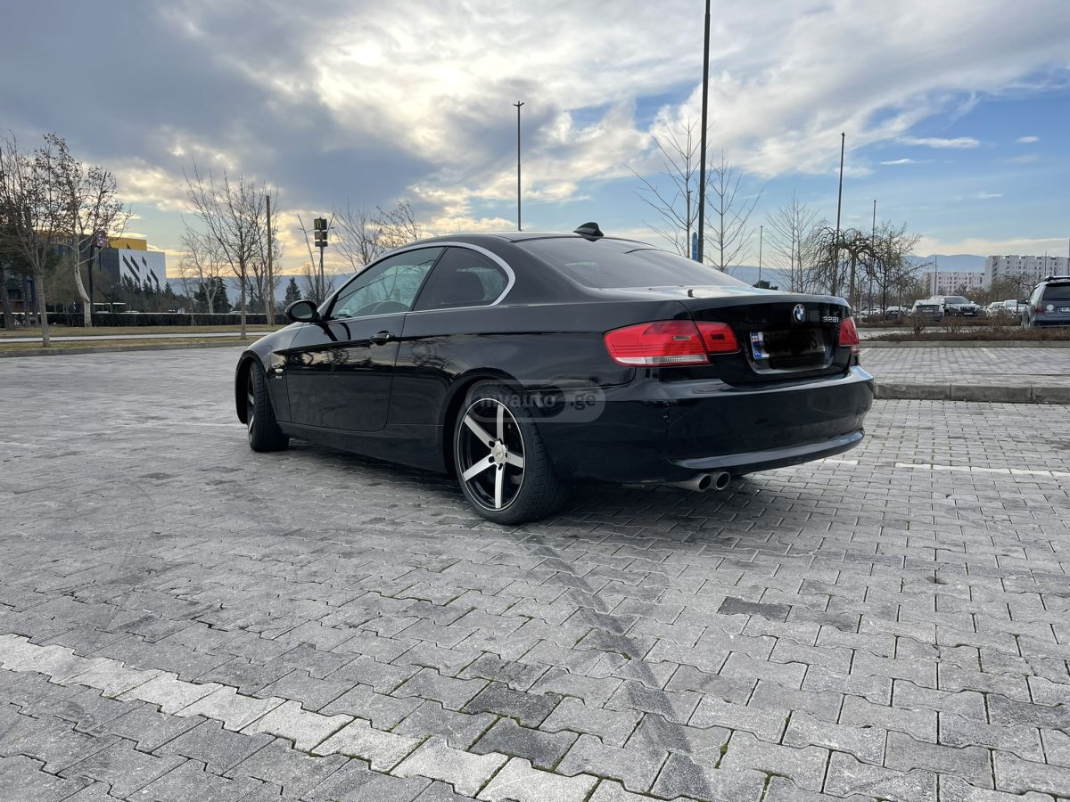 BMW 328 2009 — photo 2