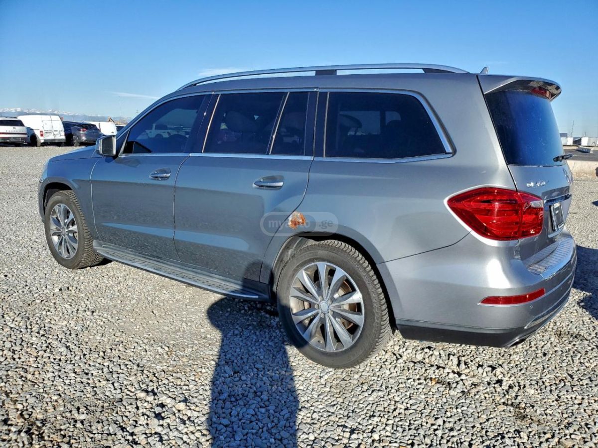 Mercedes-Benz GL 450 2016 — photo 2