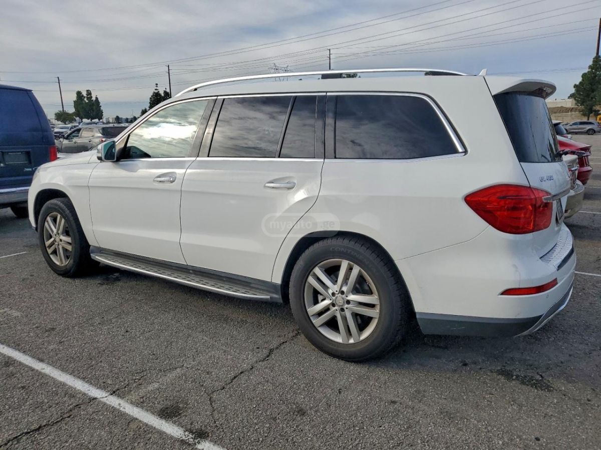Mercedes-Benz GL 450 2015 — photo 2
