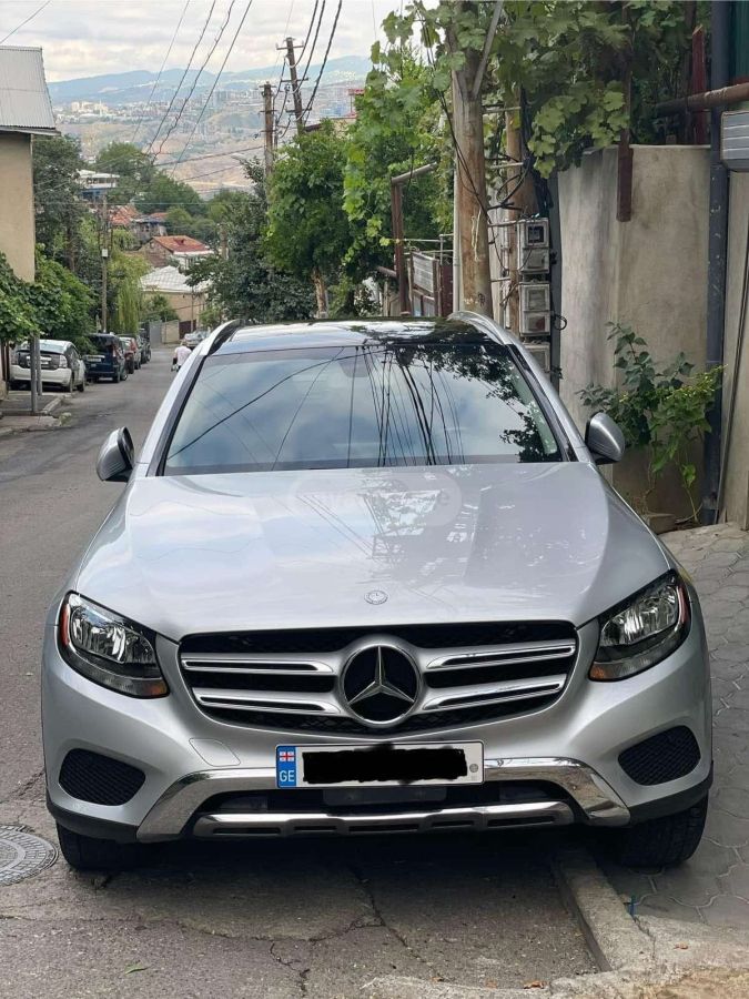 Mercedes-Benz GLC 300 2016 — photo 2