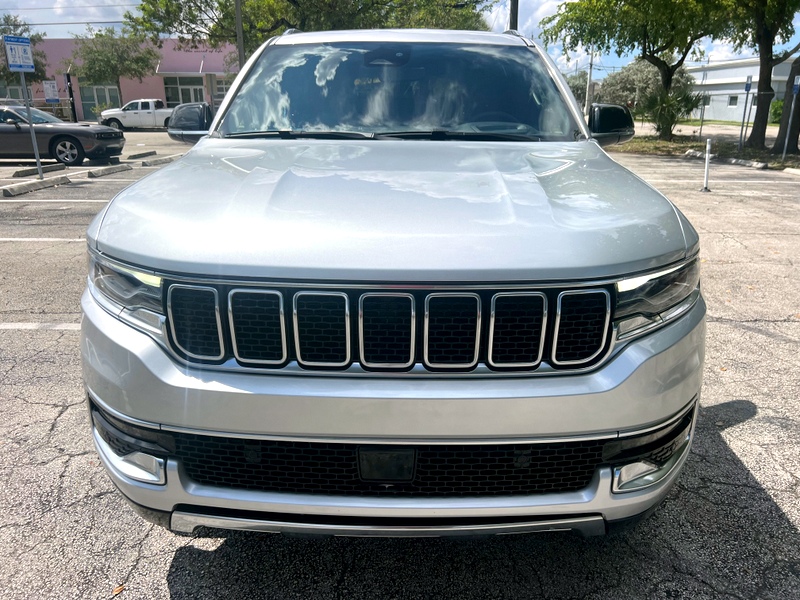 Jeep Wagoneer 2022 — photo 2