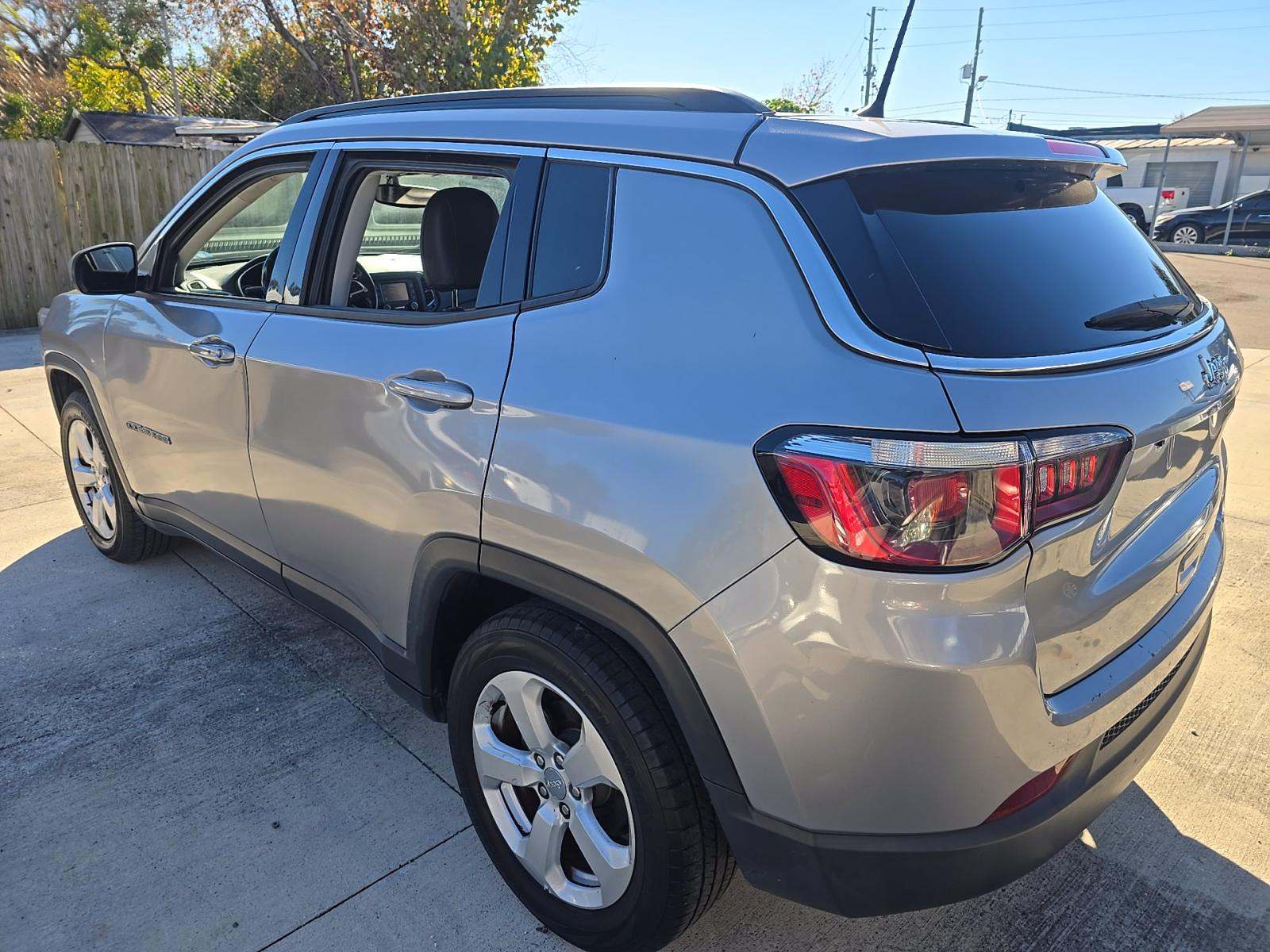 Jeep Compass 2018 — photo 2