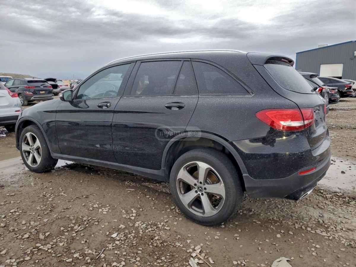Mercedes-Benz GLC 300 2018 — photo 2