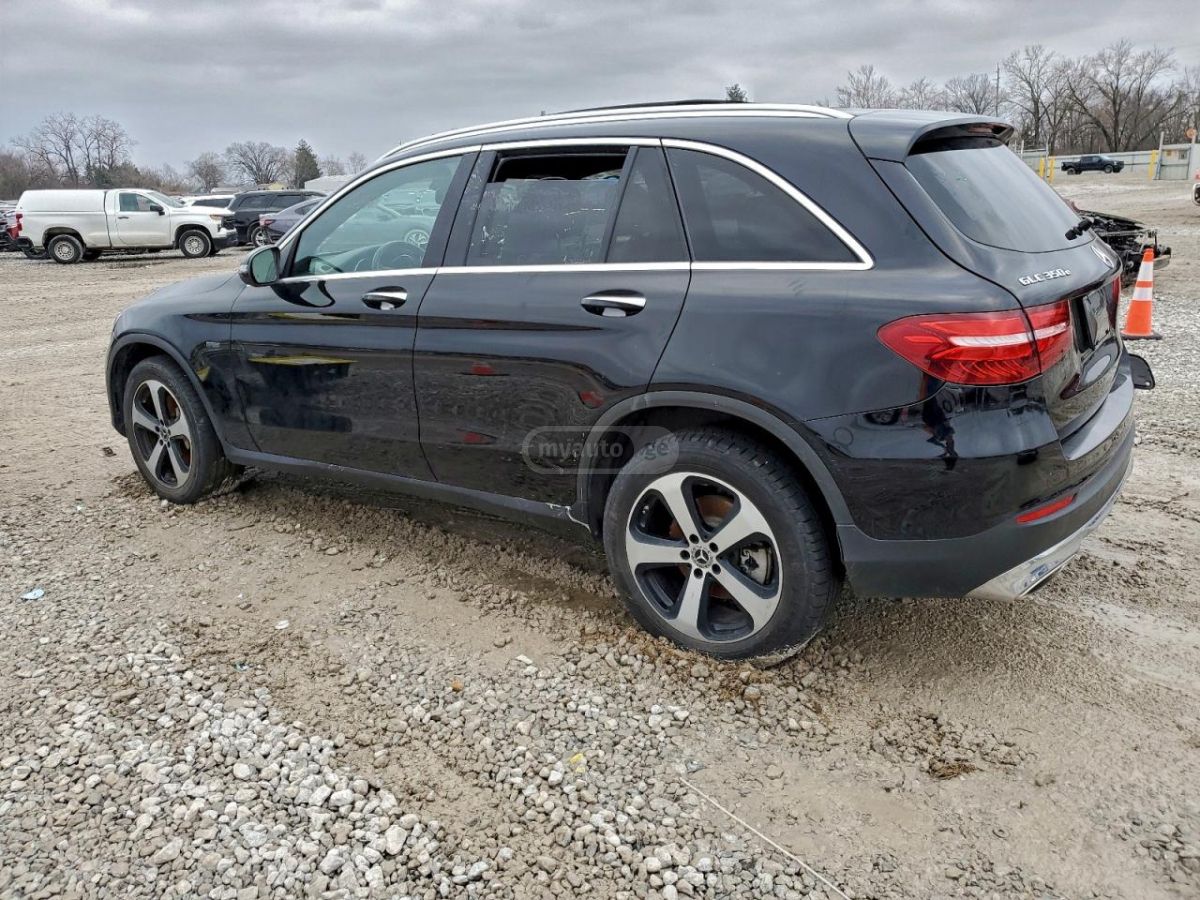 Mercedes-Benz GLC 350 2019 — photo 2