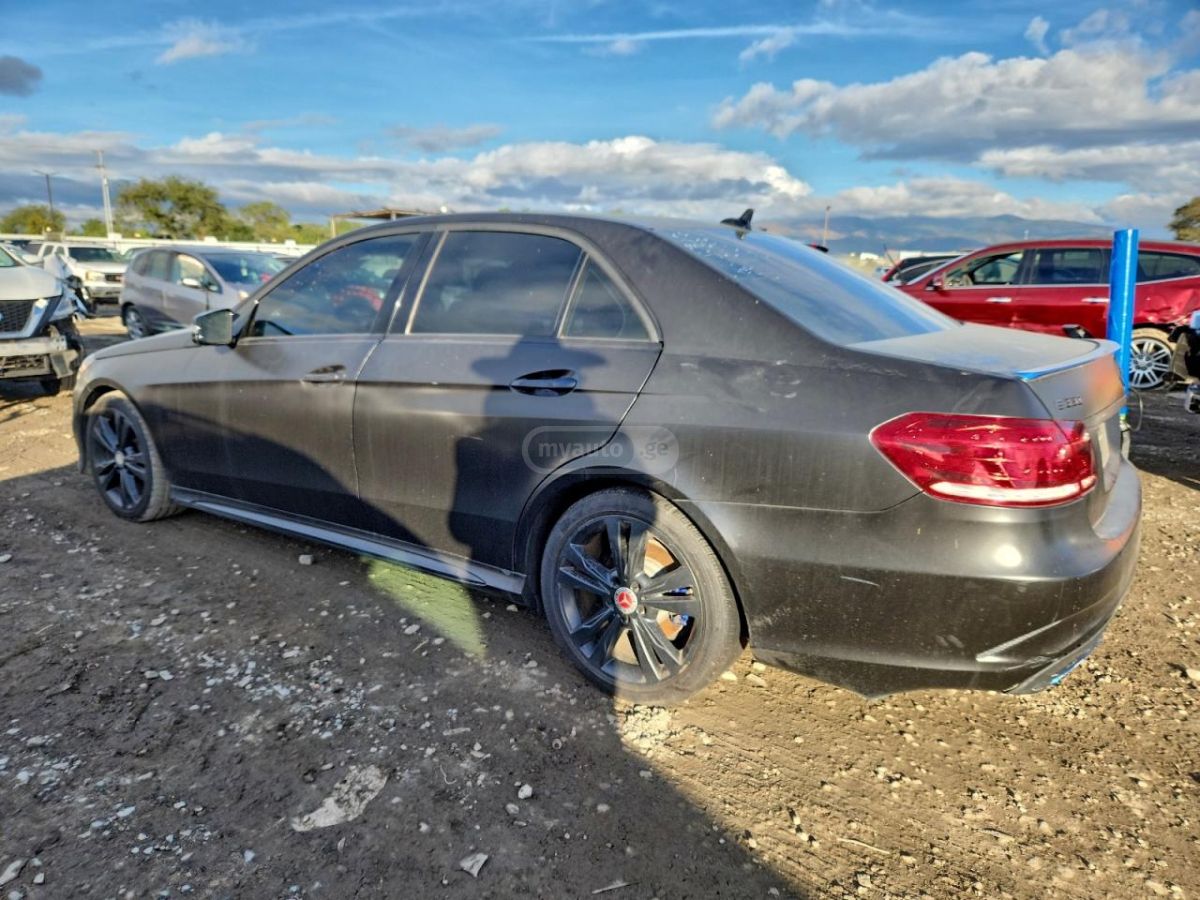 Mercedes-Benz E 350 2015 — photo 2