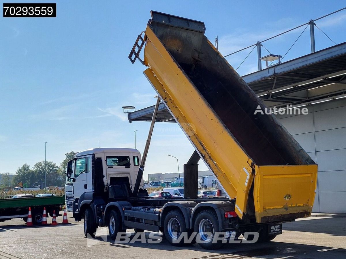 Isuzu TGS 2020 — photo 2