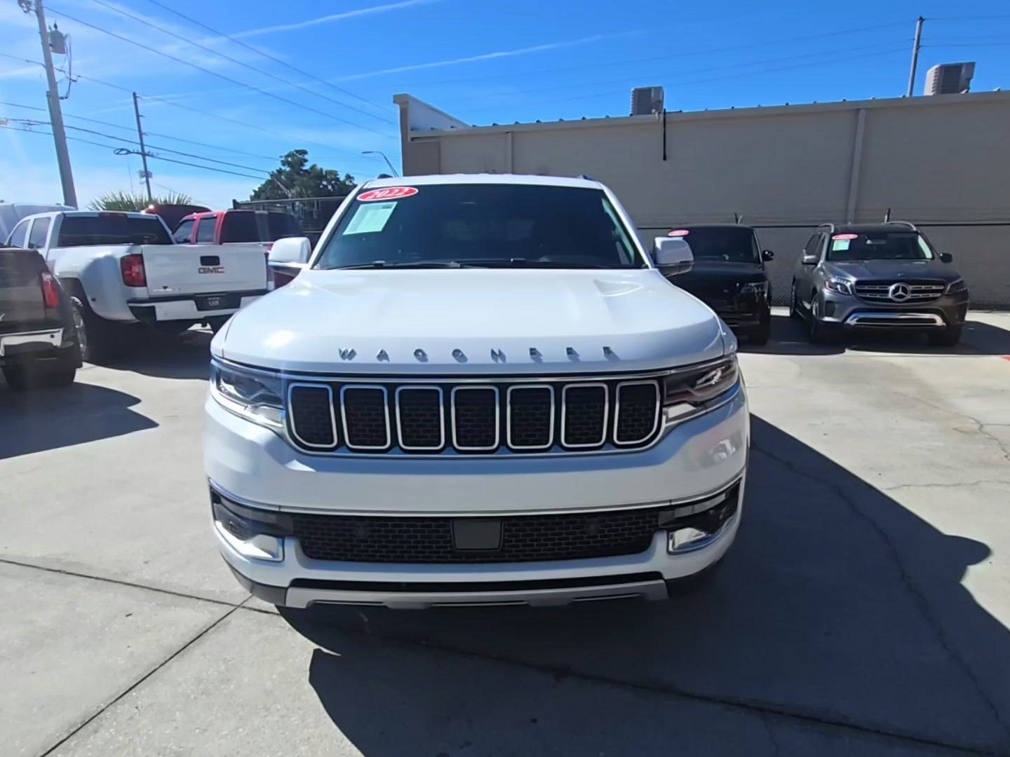 Jeep Wagoneer 2022 — photo 2