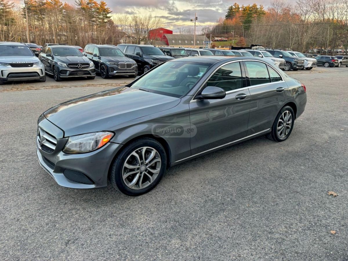 Mercedes-Benz C 30 AMG 2017 — photo 2