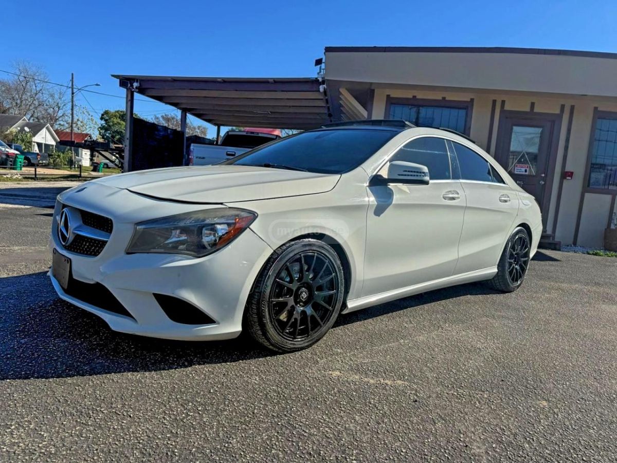 Mercedes-Benz CLA 250 2015 — photo 2